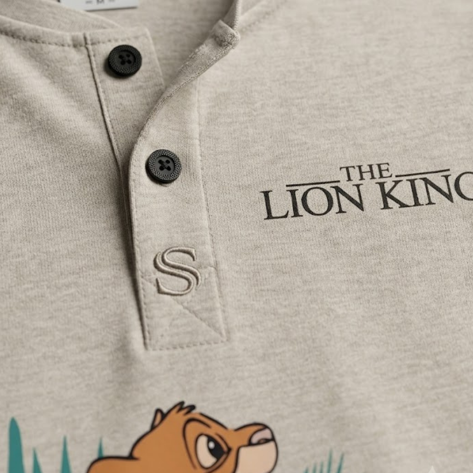 The Lion King Grapic Henley T-Shirt